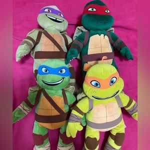 4 TMNT Build-a-Bears